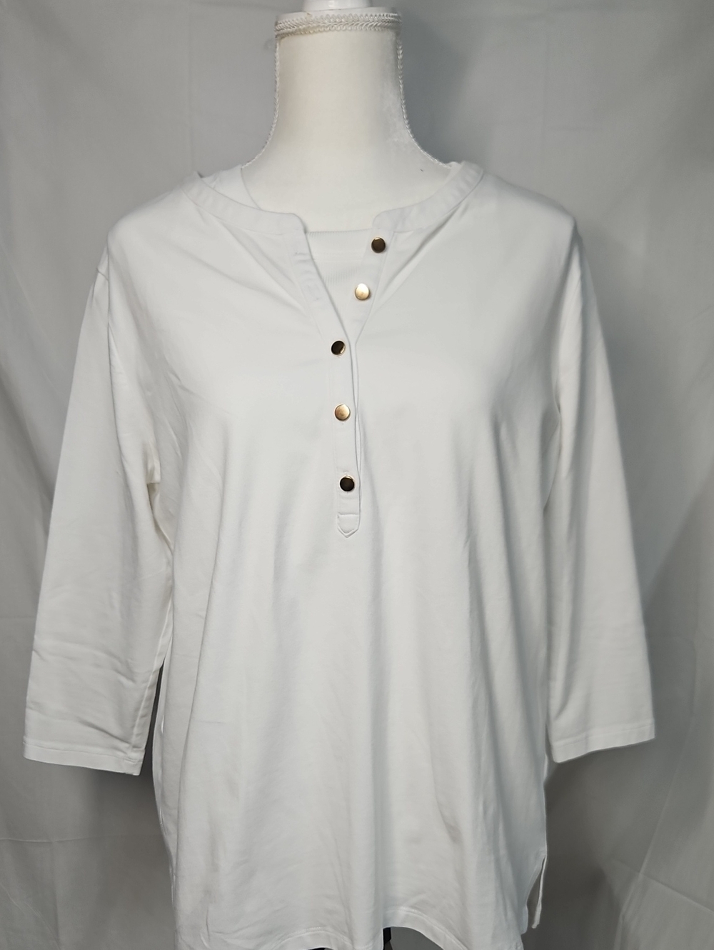 Appleseed's White Long-Sleeve Henley with Gold Buttons